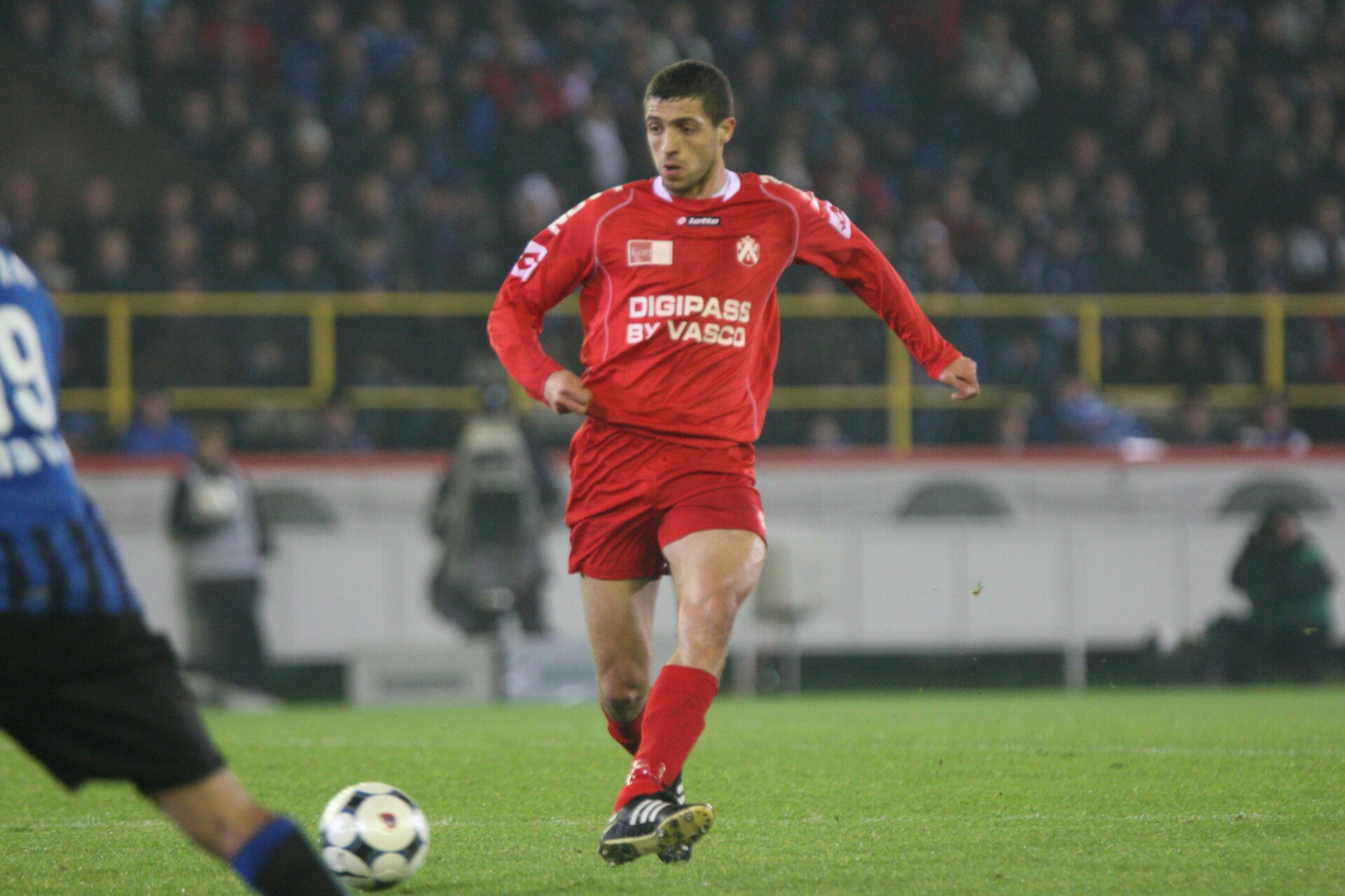 KV Kortrijk : Belhocine Foto BART VANDENBROUCKE/VDB