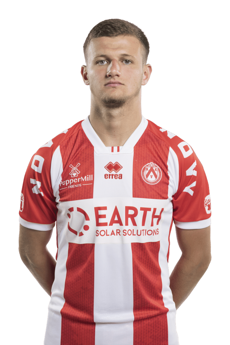 2526 KV Kortrijk Ilan Hurtevent Striker 025