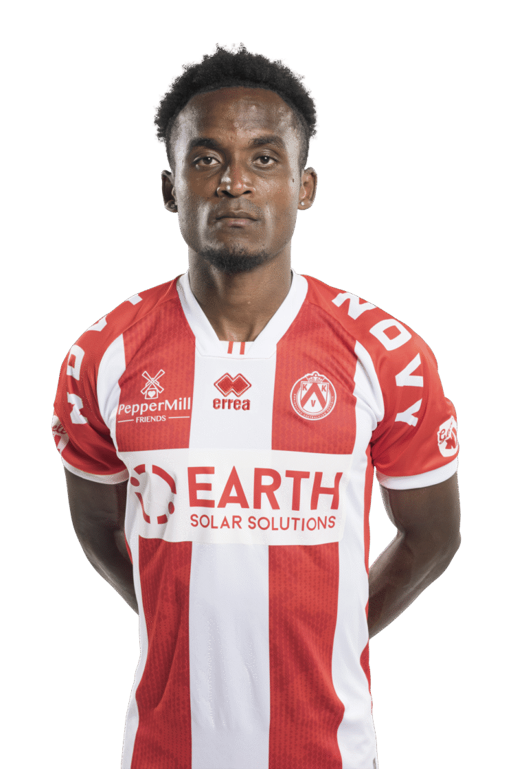 2526 KV Kortrijk James Ndjeungoue Defender 015