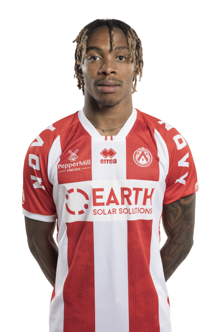 2526 KV Kortrijk Nzubechi Sixtus Ogbuehi Striker 130
