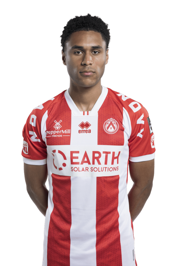 2526 2 KV Kortrijk Manuel Osifo Midfielder 009 2526 2 KV Kortrijk Manuel Osifo Midfielder 009